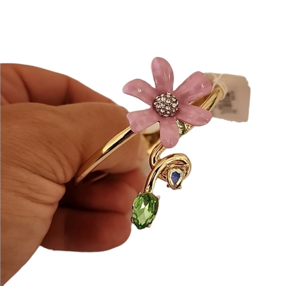 Betsey Johnson Daisy Aurora Borealis Clamper Spring Hinge Gold Bangle Bracelet - Picture 6 of 14